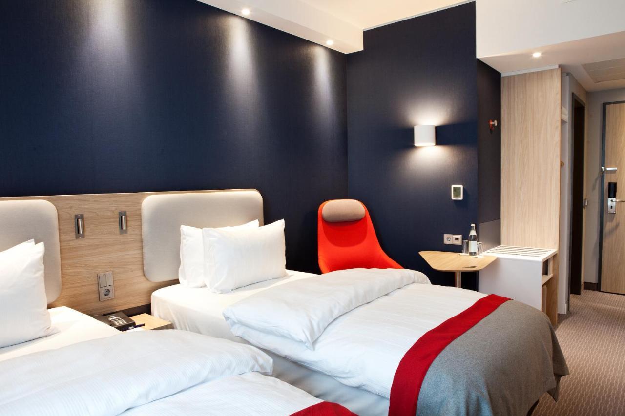 Express - By Ihg 3*